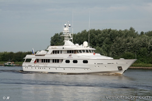 vessel X Chios IMO: 1003736, Yacht
