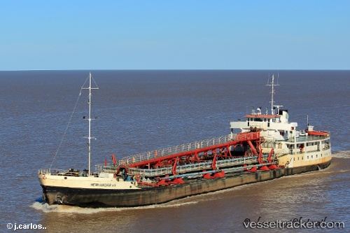 vessel Hernandarias IMO: 5149394, Oil Products Tanker
