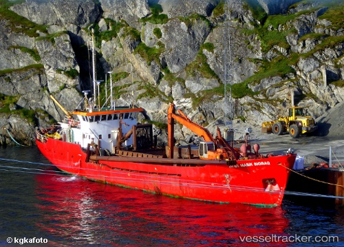 vessel Masik Sioraq IMO: 6617790, Hopper Dredger
