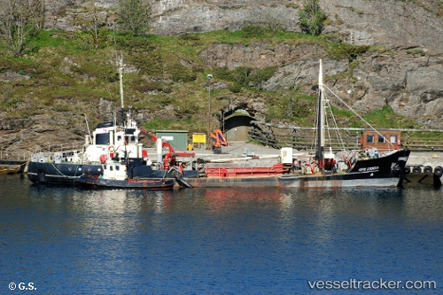 vessel Gerd Stensen IMO: 6801133, Dredger
