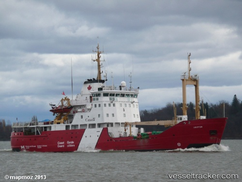 vessel Griffon IMO: 7022887, Buoy Lighthouse Vessel
