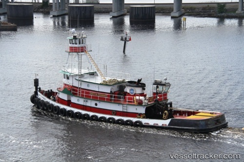 vessel Amy E Hebert IMO: 7047667, Tug
