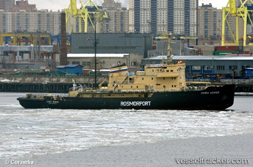vessel Semyon Dezhnev IMO: 7119446, Icebreaker
