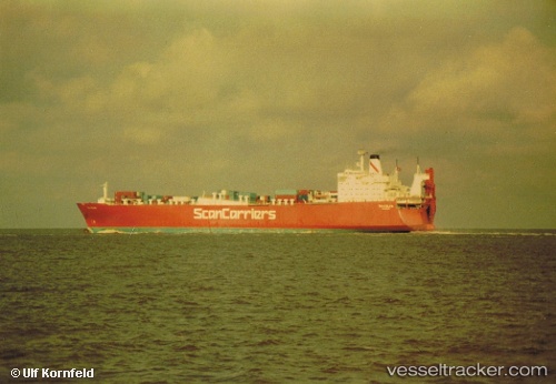 vessel Cape Diamond IMO: 7208443, Vehicles Carrier
