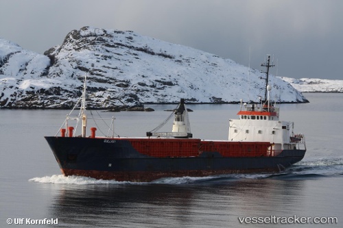 vessel 'FOX BAY' IMO: 7311769, 