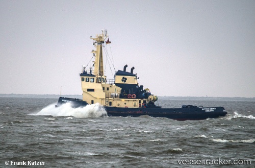 vessel Svitzer Helios IMO: 7321659, Tug

