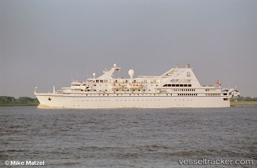 vessel OCEAN DIAMOND IMO: 7325629, Passenger (Cruise) Ship