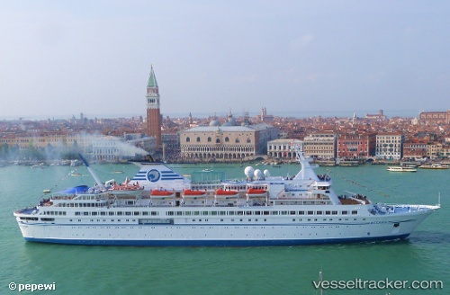 vessel Delphin IMO: 7347536, Cruise Ship
