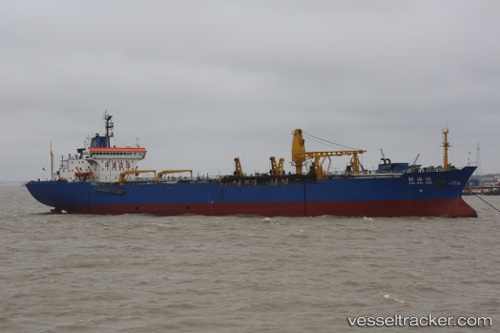 vessel Shun Qiang 28 IMO: 7433048, Hopper Dredger
