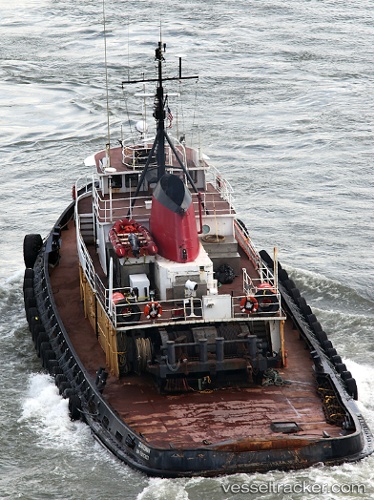 vessel Titan IMO: 7506003, Tug
