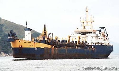vessel Reem Island IMO: 7514177, Hopper Dredger
