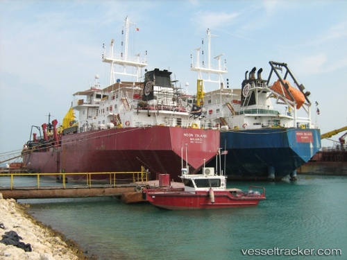 vessel Som Silver IMO: 7522100, Hopper Dredger
