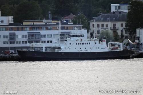 vessel Sunnfjord IMO: 7710501, Passenger Ro Ro Cargo Ship
