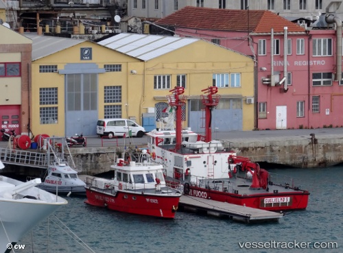 vessel Guglielmo G IMO: 7732418, Crane Ship
