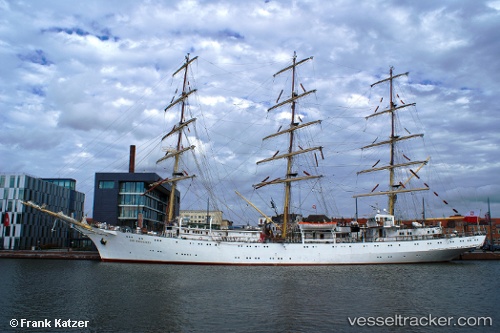vessel Dar Mlodziezy IMO: 7821075, Training Ship
