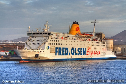 vessel 210277000 IMO: 8000226, 