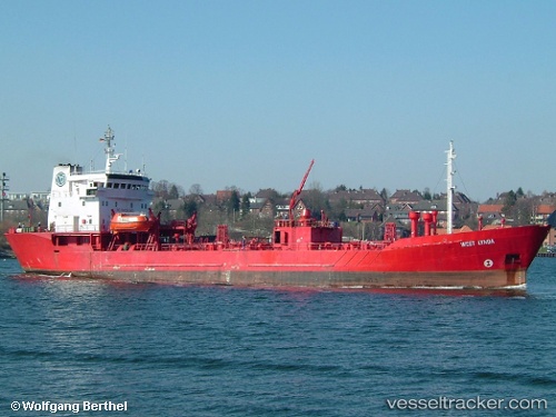 vessel West Lynda IMO: 8012097, Oil Products Tanker
