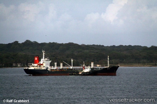 vessel Fenix1 IMO: 8021282, Oil Products Tanker
