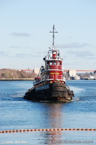 vessel Rowan M Mcallister IMO: 8023606, Tug
