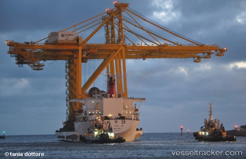 vessel Zhen Hua 19 IMO: 8026907, Heavy Load Carrier
