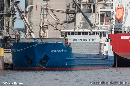 vessel Lady L IMO: 8104187, Multi Purpose Carrier
