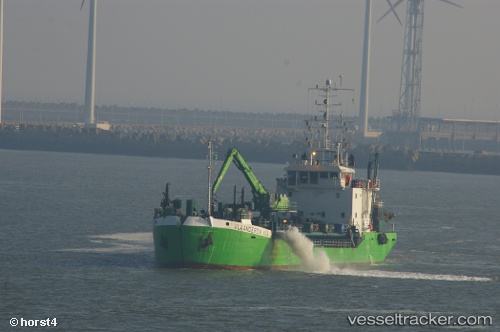 vessel Edt Yam IMO: 8120583, Hopper Dredger
