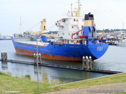 vessel Suzie Q IMO: 8205204, General Cargo Ship
