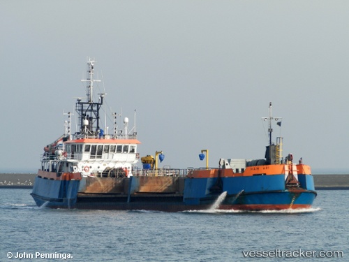 vessel Ham601 IMO: 8215948, Cable Layer
