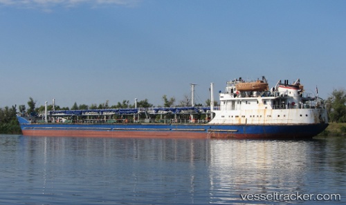 vessel Volgoneft 138 IMO: 8230807, Oil Products Tanker
