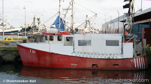 vessel 'GDY343 HUMBAK' IMO: 8404757, 