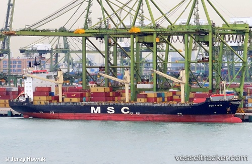 vessel Msc Lucia IMO: 8413887, Container Ship
