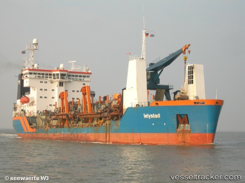 vessel Lelystad IMO: 8507391, Hopper Dredger
