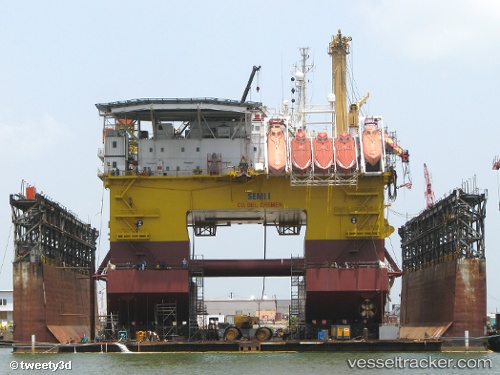 vessel Semi 1 IMO: 8518314, Service Ship
