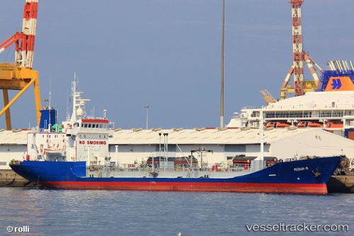 vessel 677020700 IMO: 8521244, 