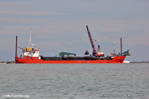 vessel Gino Cucco IMO: 8610459, Hopper Dredger
