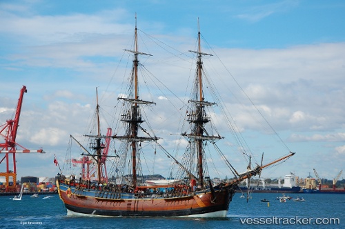vessel Hmb Endeavour IMO: 8644967, Passenger Ship
