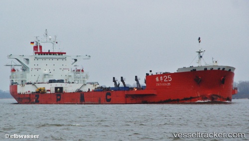 vessel Zhen Hua25 IMO: 8700242, Heavy Load Carrier
