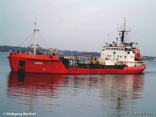 vessel Dvina IMO: 8711734, Oil Products Tanker
