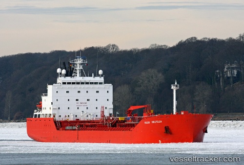 vessel Sea Adventurer IMO: 8716863, Oil Products Tanker

