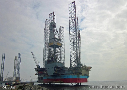 vessel Maersk Resolute IMO: 8768232, Tug
