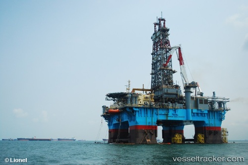 vessel Maersk Discoverer IMO: 8768373, Drilling Ship
