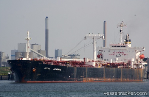 vessel Mt Ursu IMO: 8805004, Oil Products Tanker
