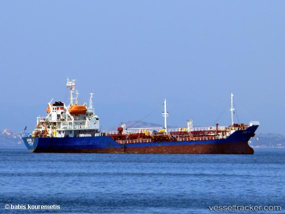 vessel Ek0 3 IMO: 8813130, Oil Products Tanker
