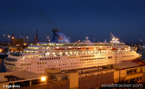 vessel Crown Iris IMO: 8814744, Cruise Ship

