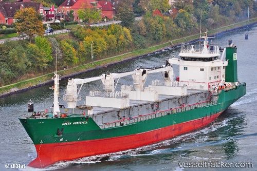 vessel Green Austevoll IMO: 8819299, Refrigerated Cargo Ship
