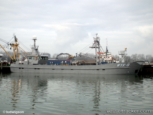 vessel WATTENLAEUFER IMO: 8826656, Fishing Vessel