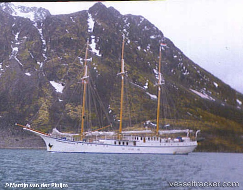 vessel Rembrandt Van Rijn IMO: 8941808, Cruise Ship

