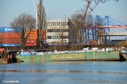 vessel Mv Vnc Fortune IMO: 8952144, Offshore Tug Supply Ship
