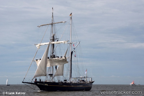 vessel Young Endeavour IMO: 8971164, Training Ship
