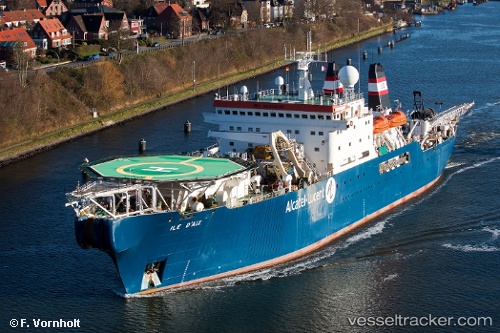 vessel Ile Daix IMO: 9009310, Cable Layer
